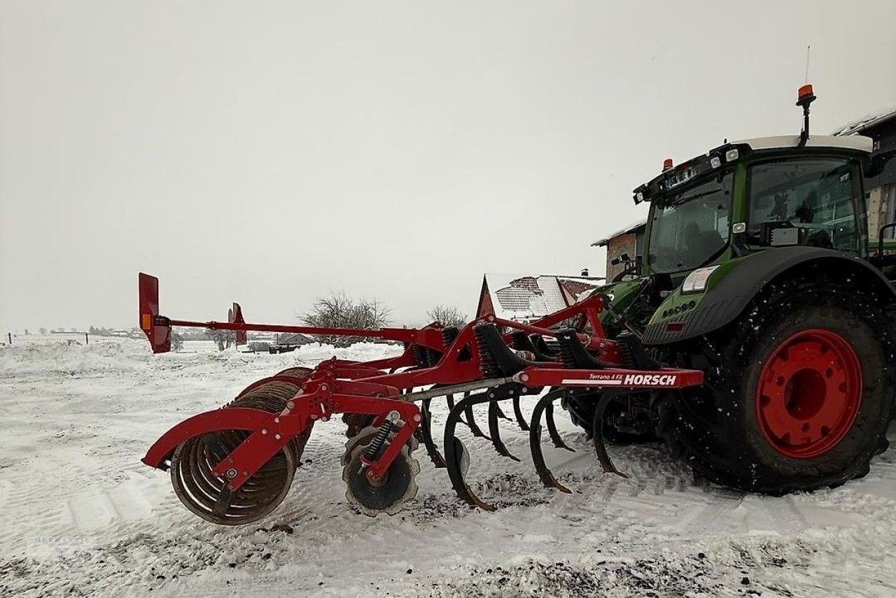 Grubber des Typs Horsch Terrano 4FX, Gebrauchtmaschine in Pragsdorf (Bild 1)