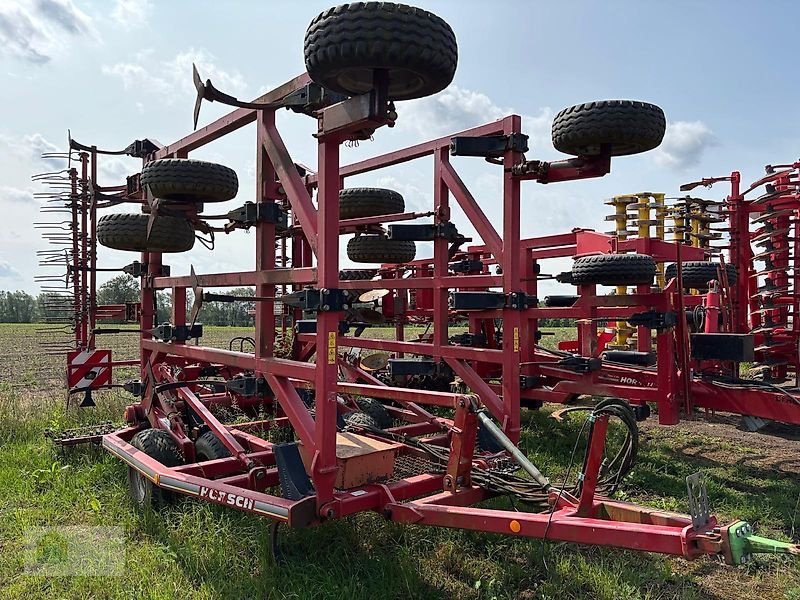 Grubber des Typs Horsch Terrano 8 FG, Gebrauchtmaschine in Salsitz (Bild 1)