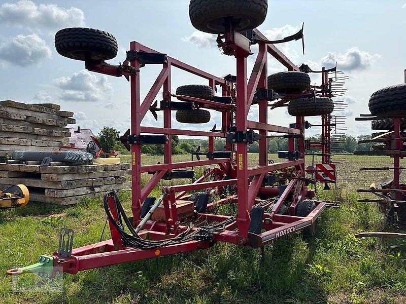 Grubber des Typs Horsch Terrano 8 FG, Gebrauchtmaschine in Salsitz (Bild 2)