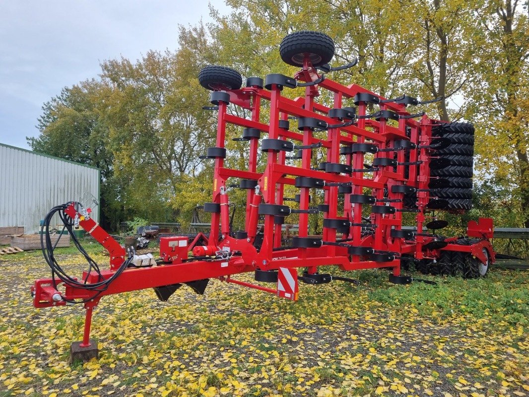 Grubber des Typs Horsch Tiger 8 XL, Neumaschine in Neubrandenburg (Bild 1)