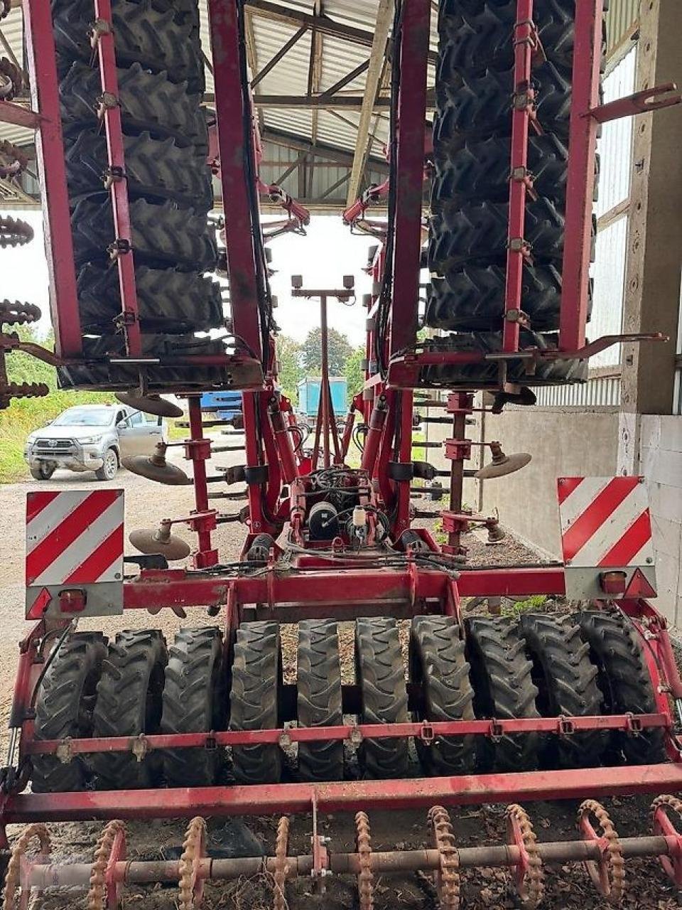 Grubber des Typs Horsch Tiger 8XL, Gebrauchtmaschine in Pragsdorf (Bild 5)