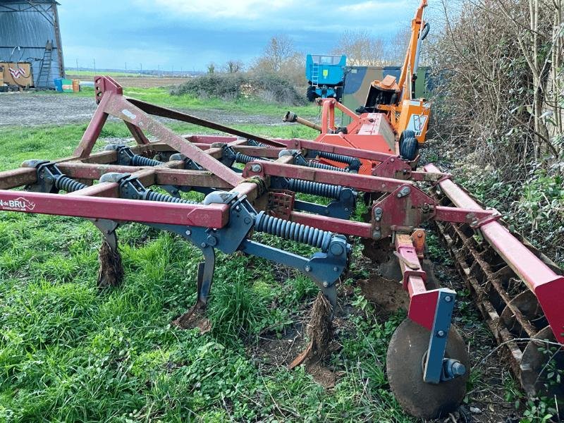 Grubber del tipo Jean de Bru DECHAUMEUR, Gebrauchtmaschine en SAINT-GERMAIN DU PUY (Imagen 3)