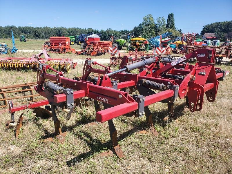 Grubber типа Jean de Bru TOPTILLER, Gebrauchtmaschine в BRAY en Val (Фотография 2)