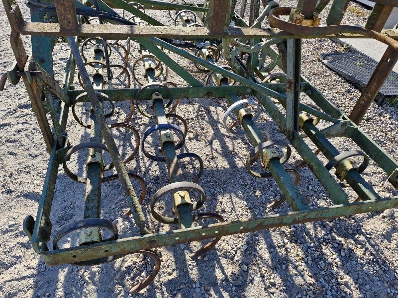 Grubber des Typs John Deere Sonstiges, Gebrauchtmaschine in BRAY en Val (Bild 5)