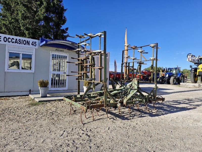 Grubber des Typs John Deere Sonstiges, Gebrauchtmaschine in BRAY en Val (Bild 3)