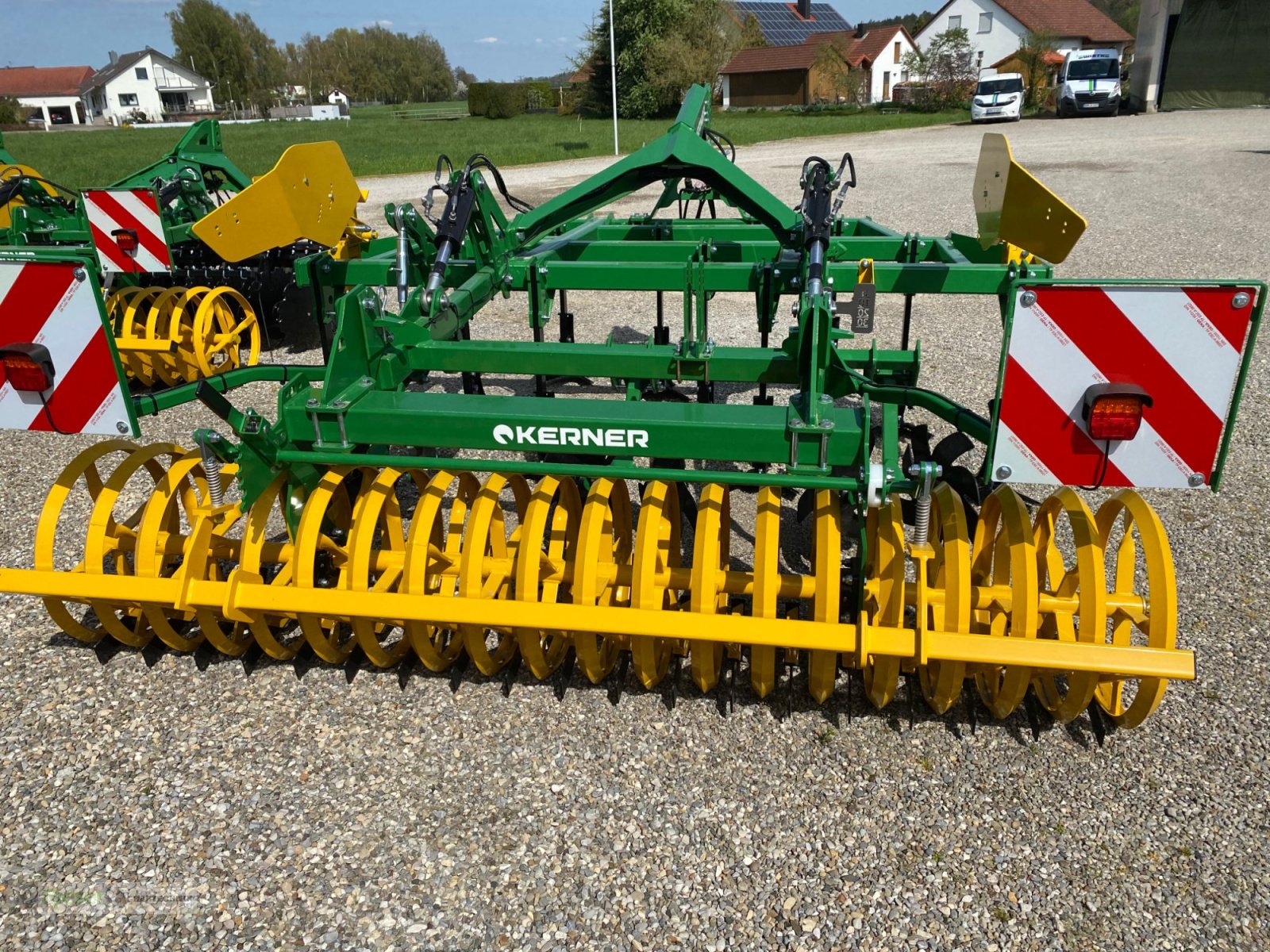 Grubber des Typs Kerner Corona C 300, Frühbezug 8 % Sonderrabatt, Neumaschine in Nördlingen (Bild 3)