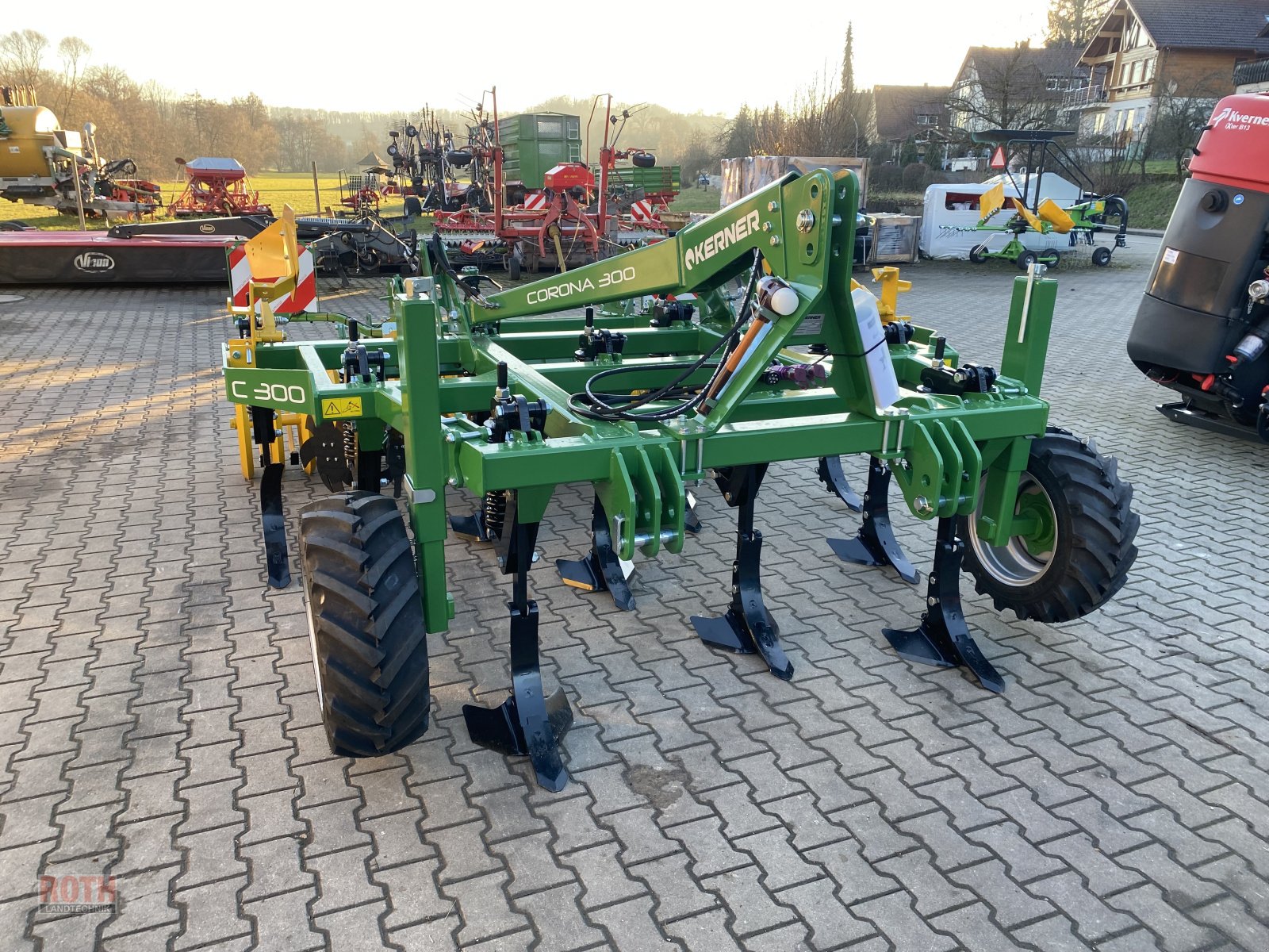 Grubber of the type Kerner Corona C 300, Neumaschine in Untermünkheim (Picture 1)