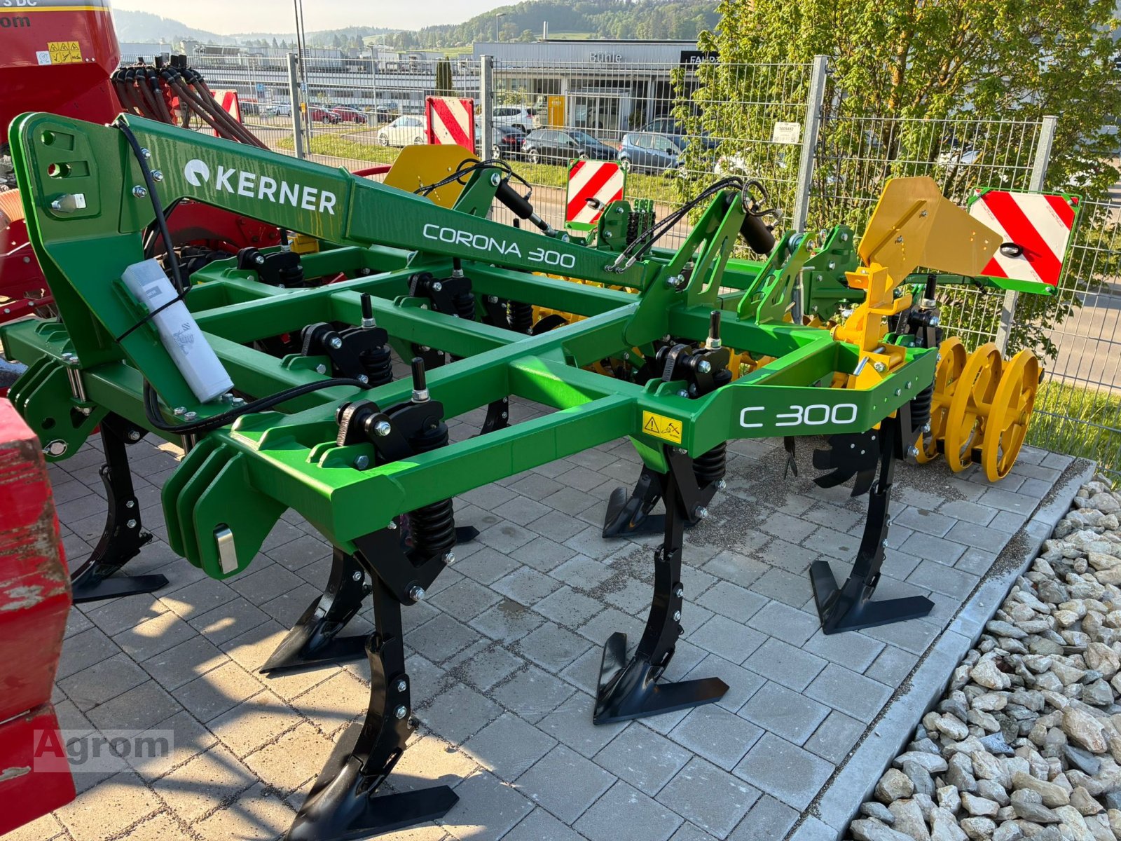 Grubber of the type Kerner Corona C 300, Neumaschine in Münsingen (Picture 4)