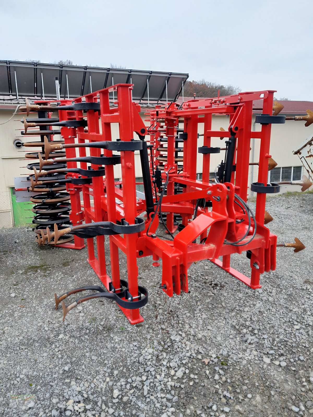 Grubber des Typs Kinzinger Leichtgrubber, Neumaschine in Ingelfingen-Stachenhausen (Bild 1)