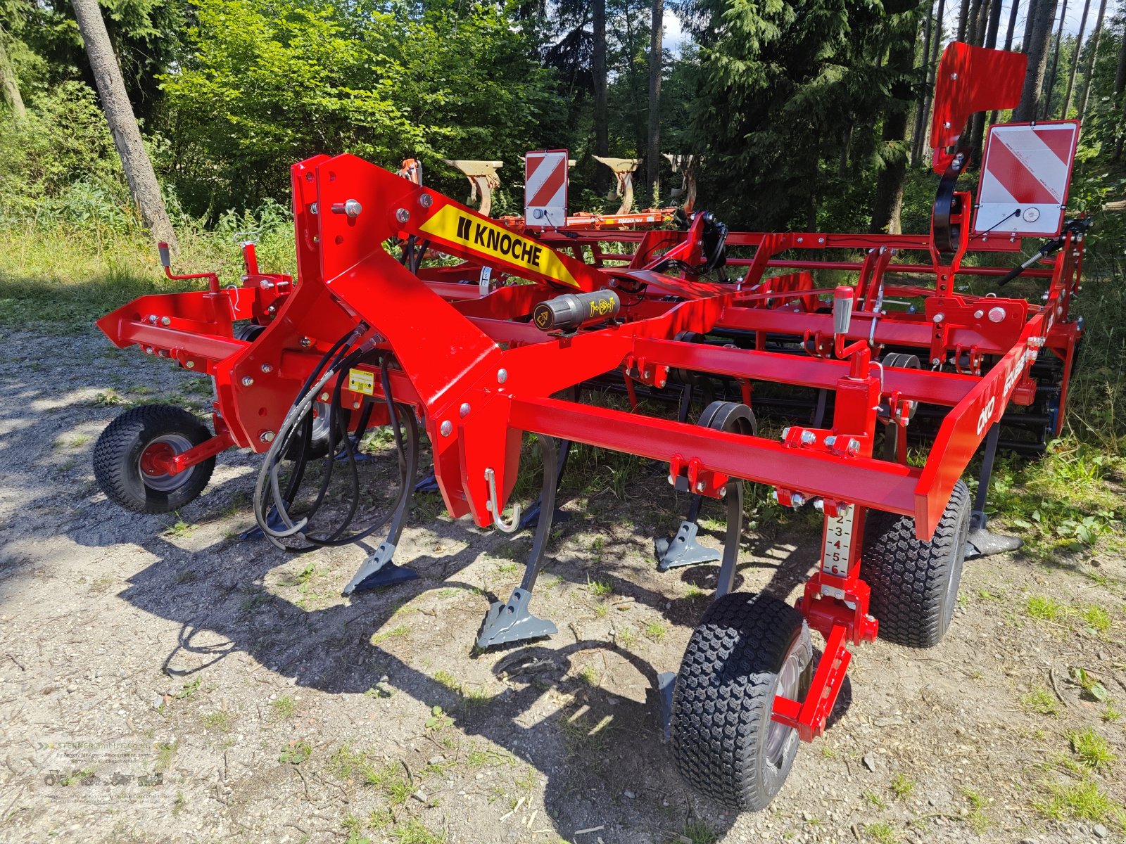 Grubber des Typs Knoche Ökogrubber 300 Rohrpackerwalze, Neumaschine in Eging am See (Bild 6)