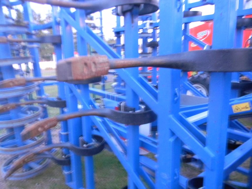 Grubber del tipo Köckerling ALLROUNDER 500, Gebrauchtmaschine en ENNEZAT (Imagen 2)
