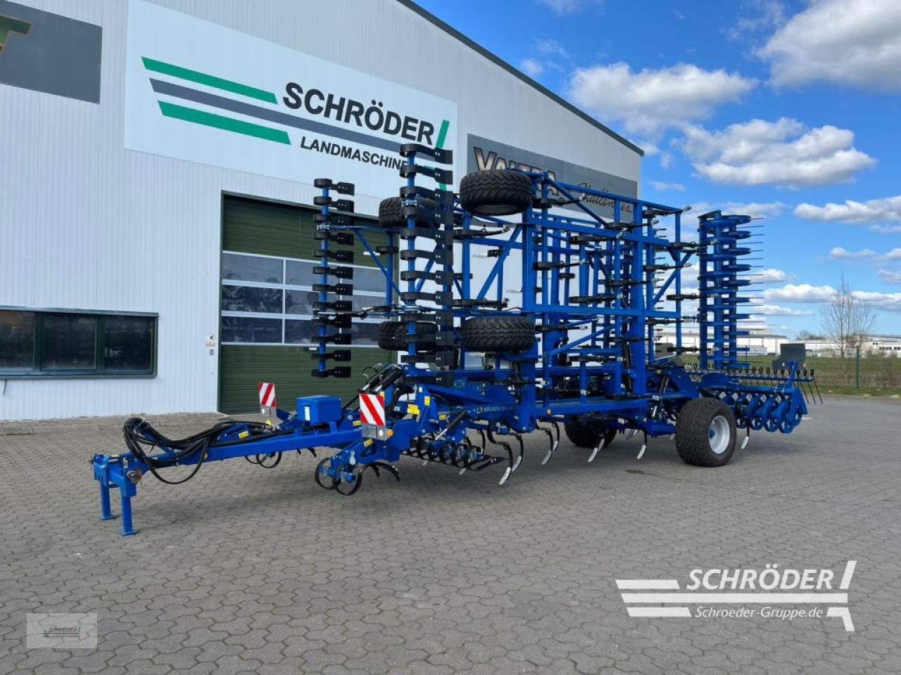 Grubber typu Köckerling ALLROUNDER FLATLINE 750, Neumaschine v Leizen (Obrázek 1)