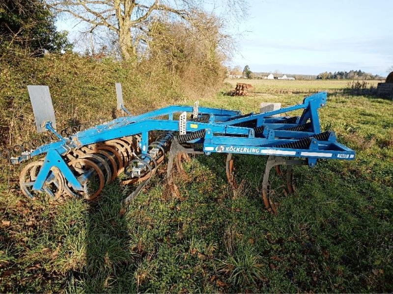 Grubber Türe ait Köckerling DECHAUMEUR, Gebrauchtmaschine içinde SAINT-GERMAIN DU PUY (resim 2)