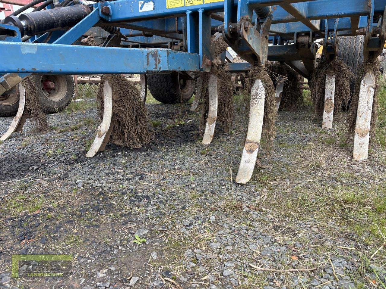 Grubber des Typs Köckerling QUADRO 4,60 SGF 17/4, Gebrauchtmaschine in Homberg/Ohm - Maulbach (Bild 4)