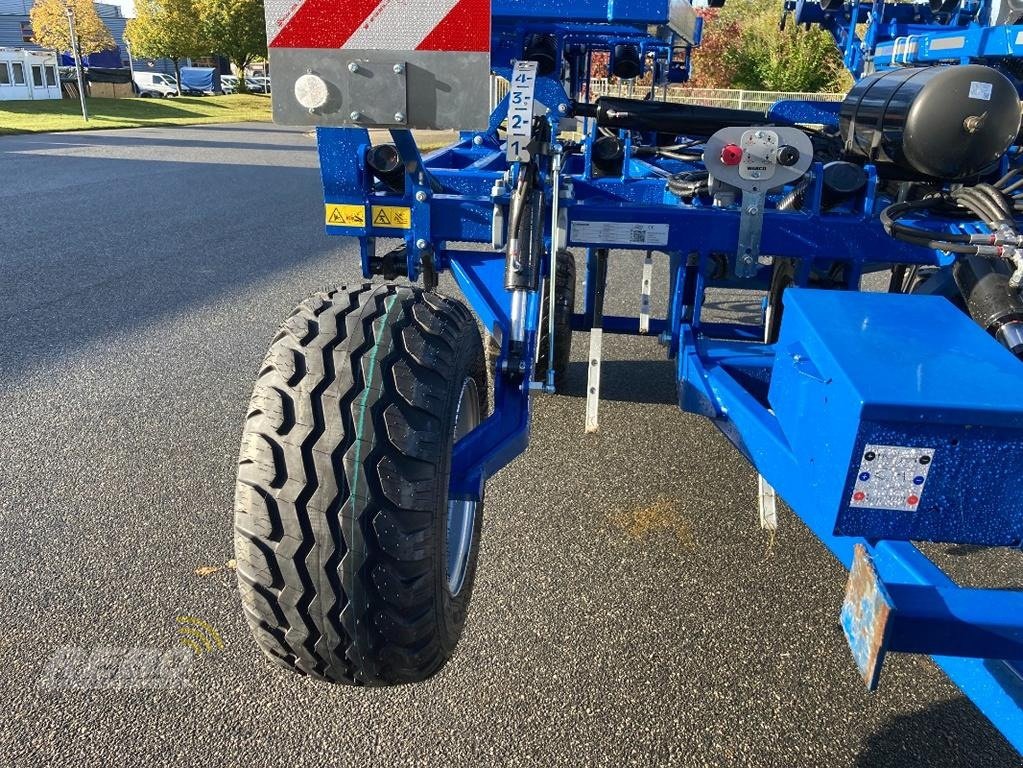 Grubber des Typs Köckerling QUADRO 460, Neumaschine in Sörup (Bild 8)