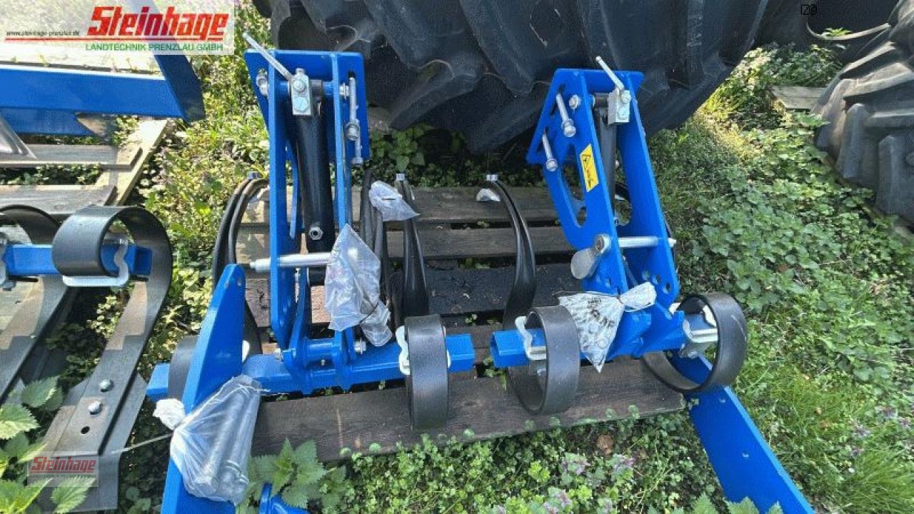 Grubber des Typs Köckerling Spurlockerer hydr., Neumaschine in Rollwitz (Bild 1)