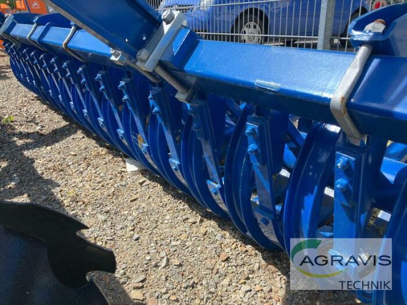 Grubber des Typs Köckerling TRIO 3,00 M, Neumaschine in Königslutter (Bild 5)