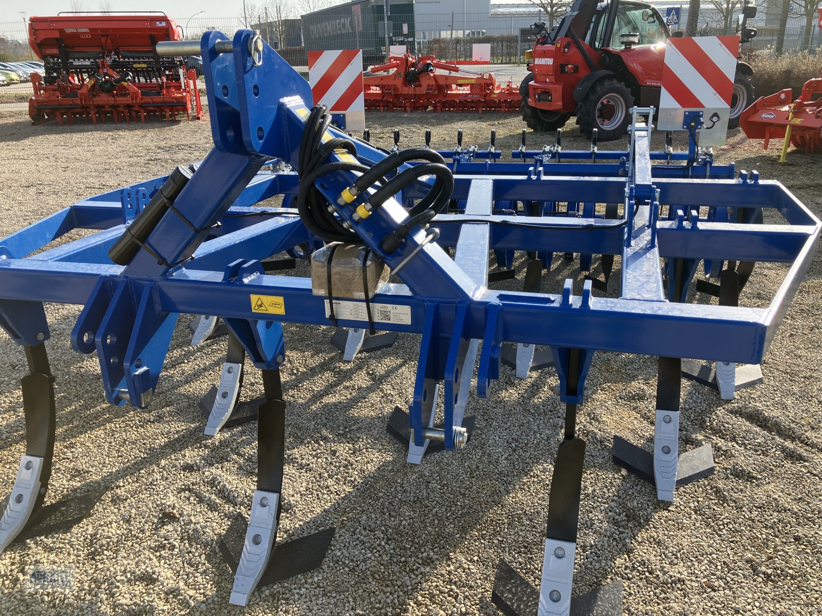 Grubber des Typs Köckerling Trio 300, Neumaschine in Salching bei Straubing (Bild 2)