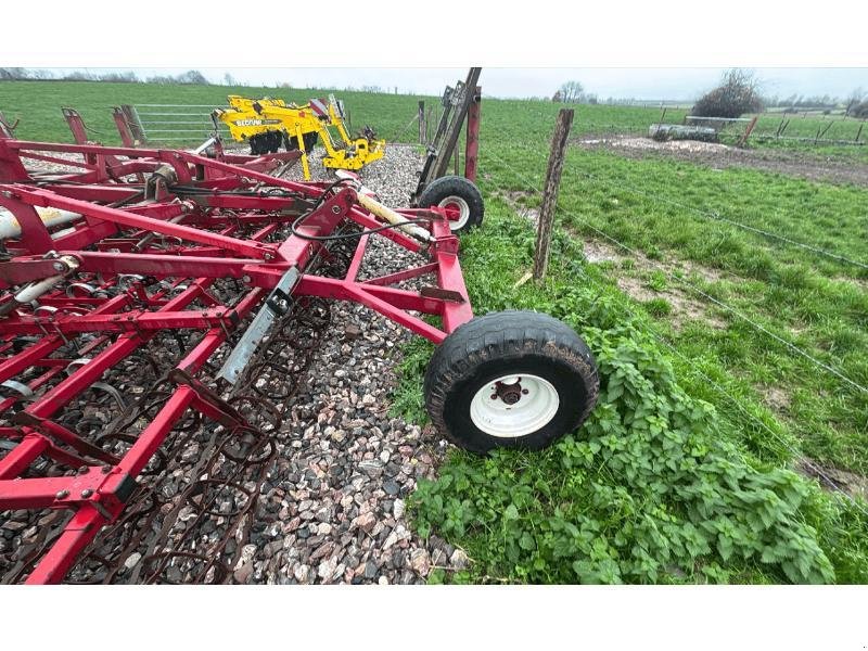 Grubber typu Kongskilde 6 METRES, Gebrauchtmaschine v Wargnies Le Grand (Obrázek 5)