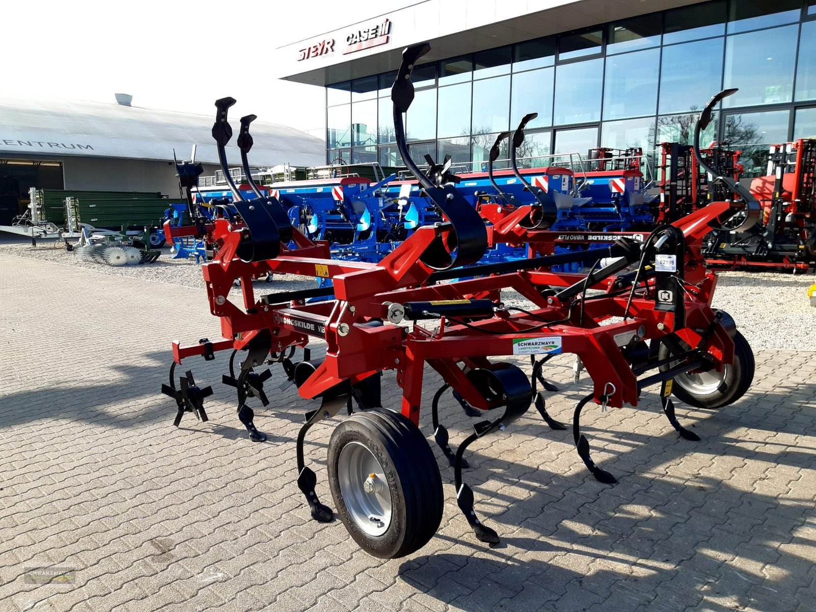 Grubber des Typs Kongskilde VFM 4319 4,3m, Neumaschine in Aurolzmünster (Bild 4)