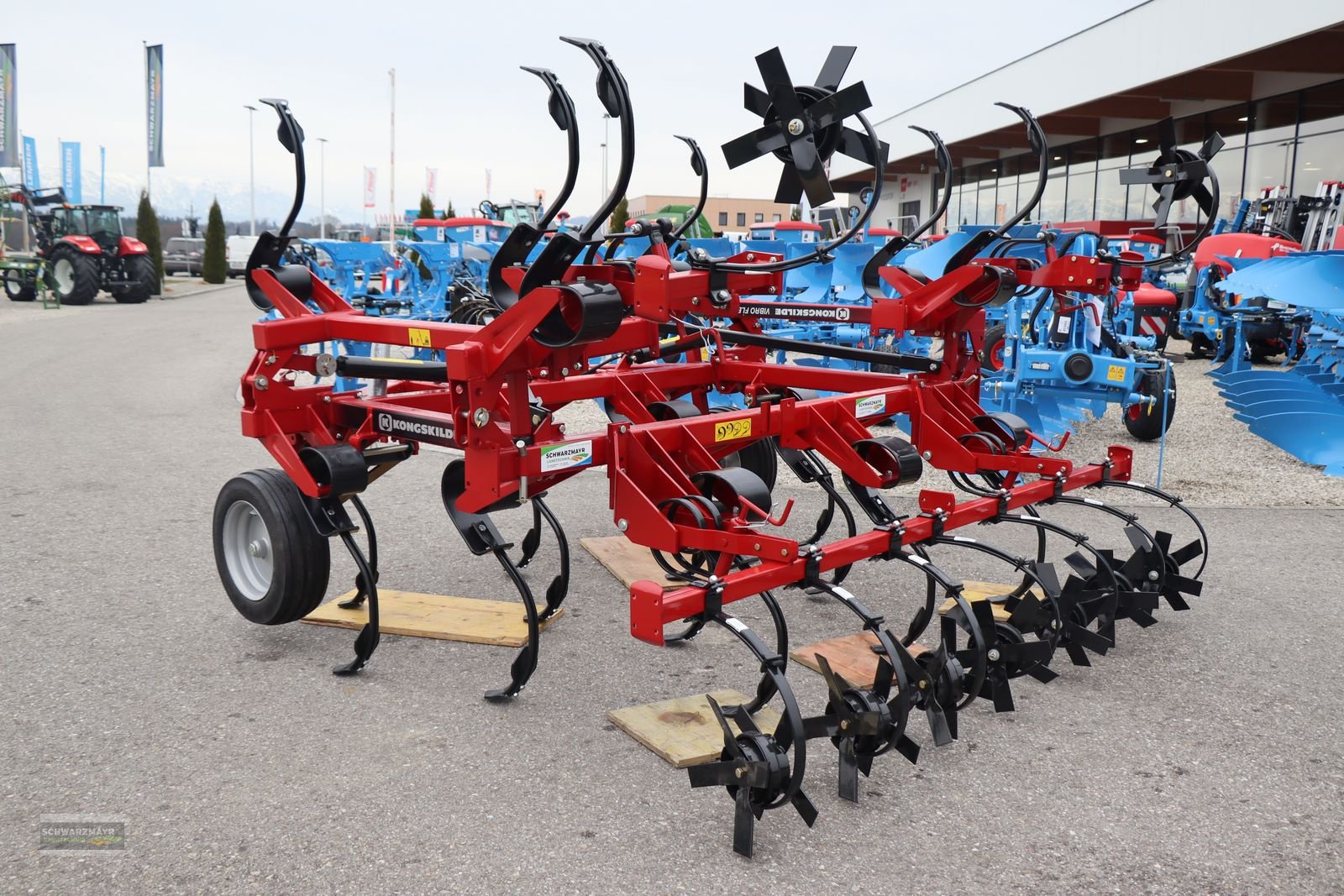 Grubber des Typs Kongskilde VFM 4319 4,3m, Neumaschine in Gampern (Bild 5)