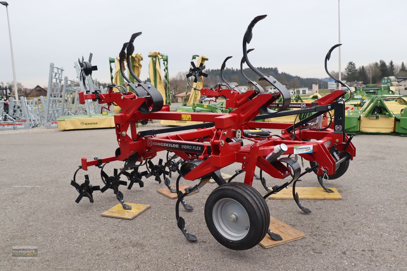 Grubber des Typs Kongskilde VFM 4319 4,3m, Neumaschine in Gampern (Bild 3)
