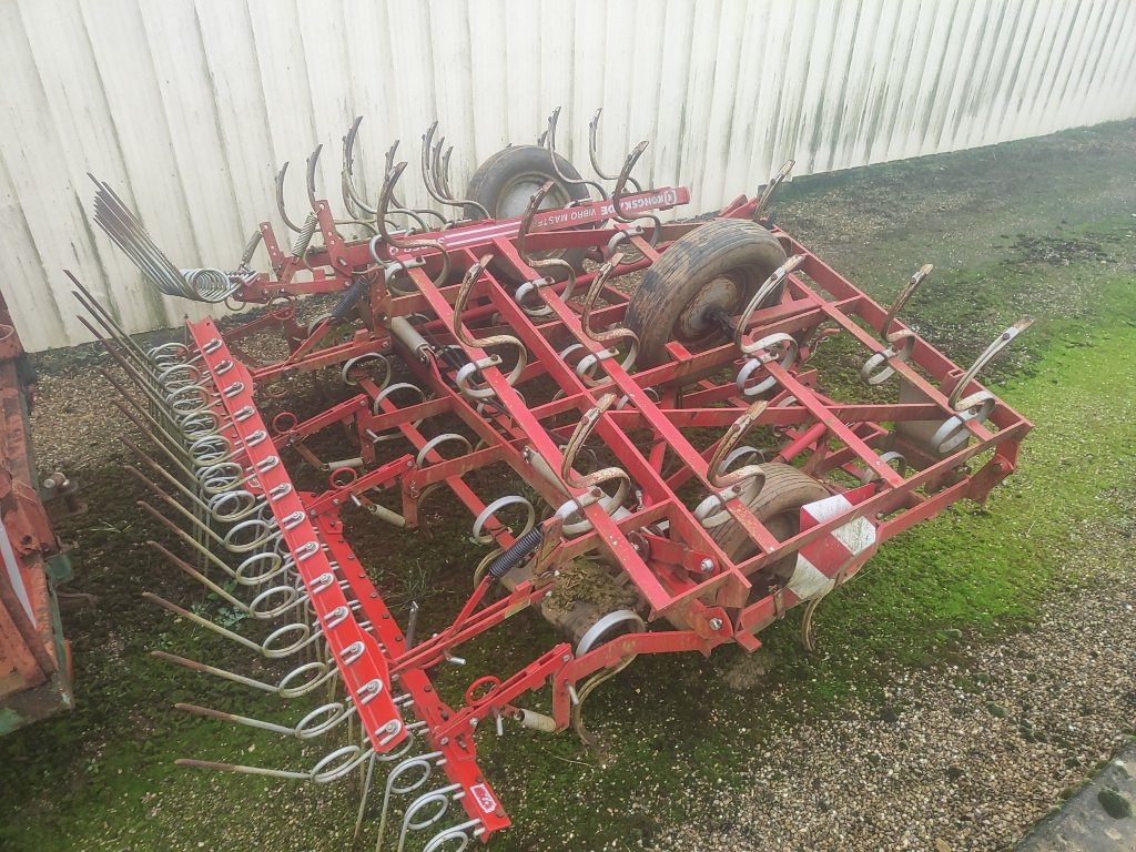 Grubber du type Kongskilde VIBRO MASTER SUPER Q - SGC, Gebrauchtmaschine en Eton (Photo 3)