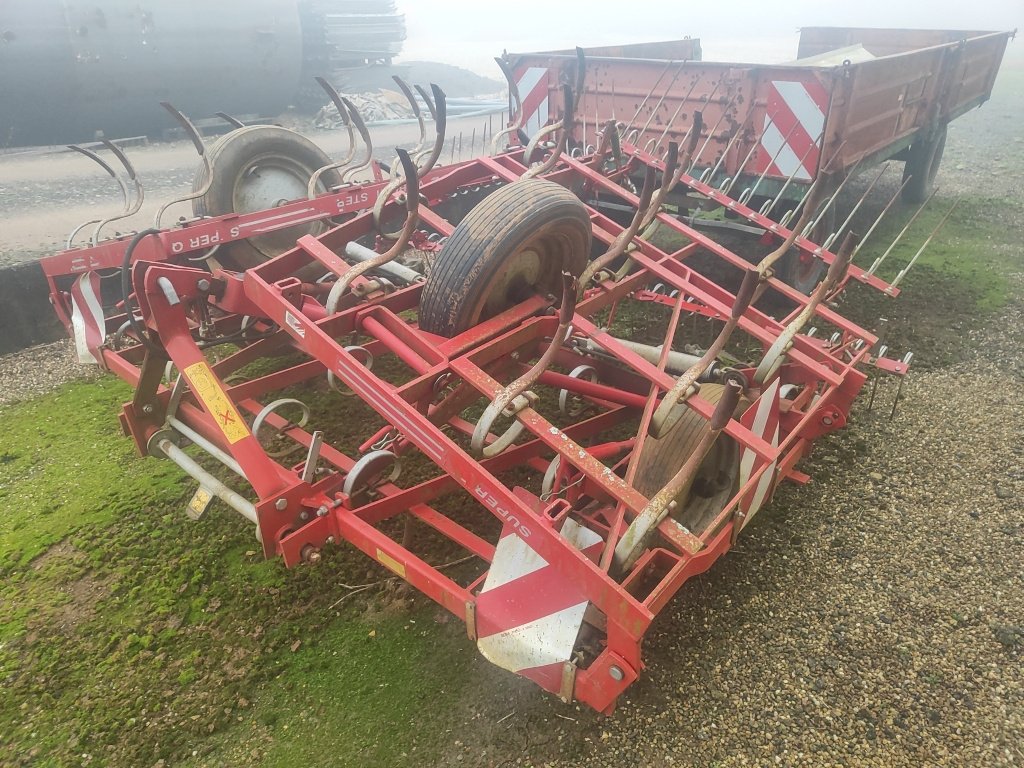 Grubber du type Kongskilde VIBRO MASTER SUPER Q - SGC, Gebrauchtmaschine en Eton (Photo 1)