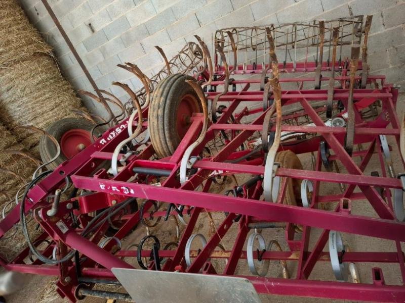 Grubber del tipo Kongskilde VIBRO-MASTER, Gebrauchtmaschine In CHAUMONT (Immagine 1)