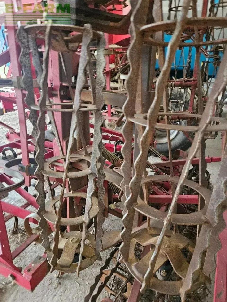 Grubber του τύπου Kongskilde vibromaster 3000 3065 ss, Gebrauchtmaschine σε CHAUVONCOURT (Φωτογραφία 8)