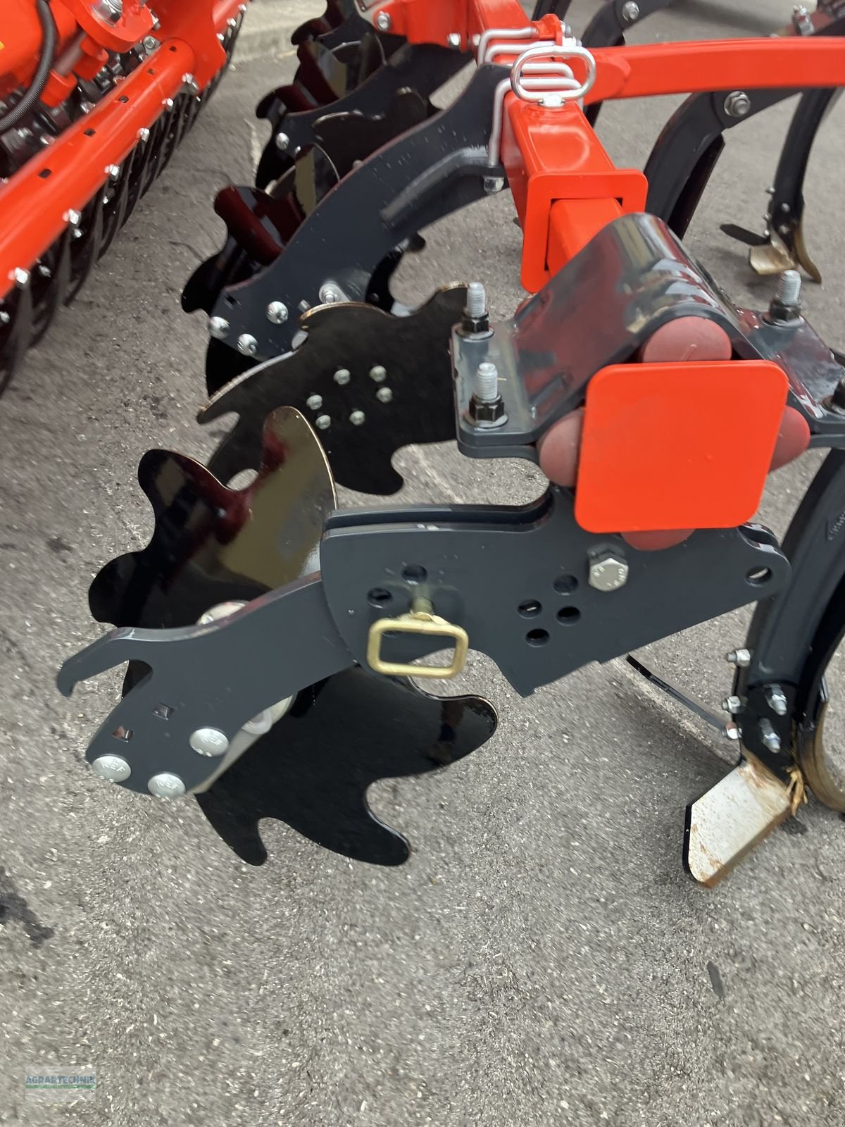 Grubber del tipo Kuhn CUL TIMER L 300, Gebrauchtmaschine In Pettenbach (Immagine 12)