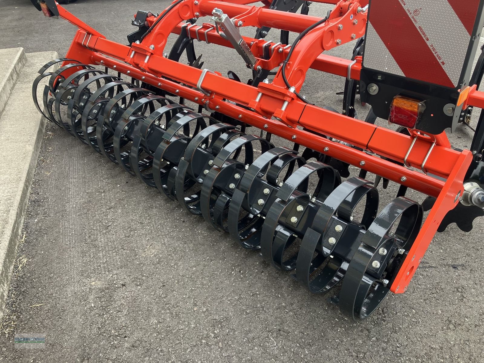 Grubber del tipo Kuhn CUL TIMER L 300, Gebrauchtmaschine In Pettenbach (Immagine 7)