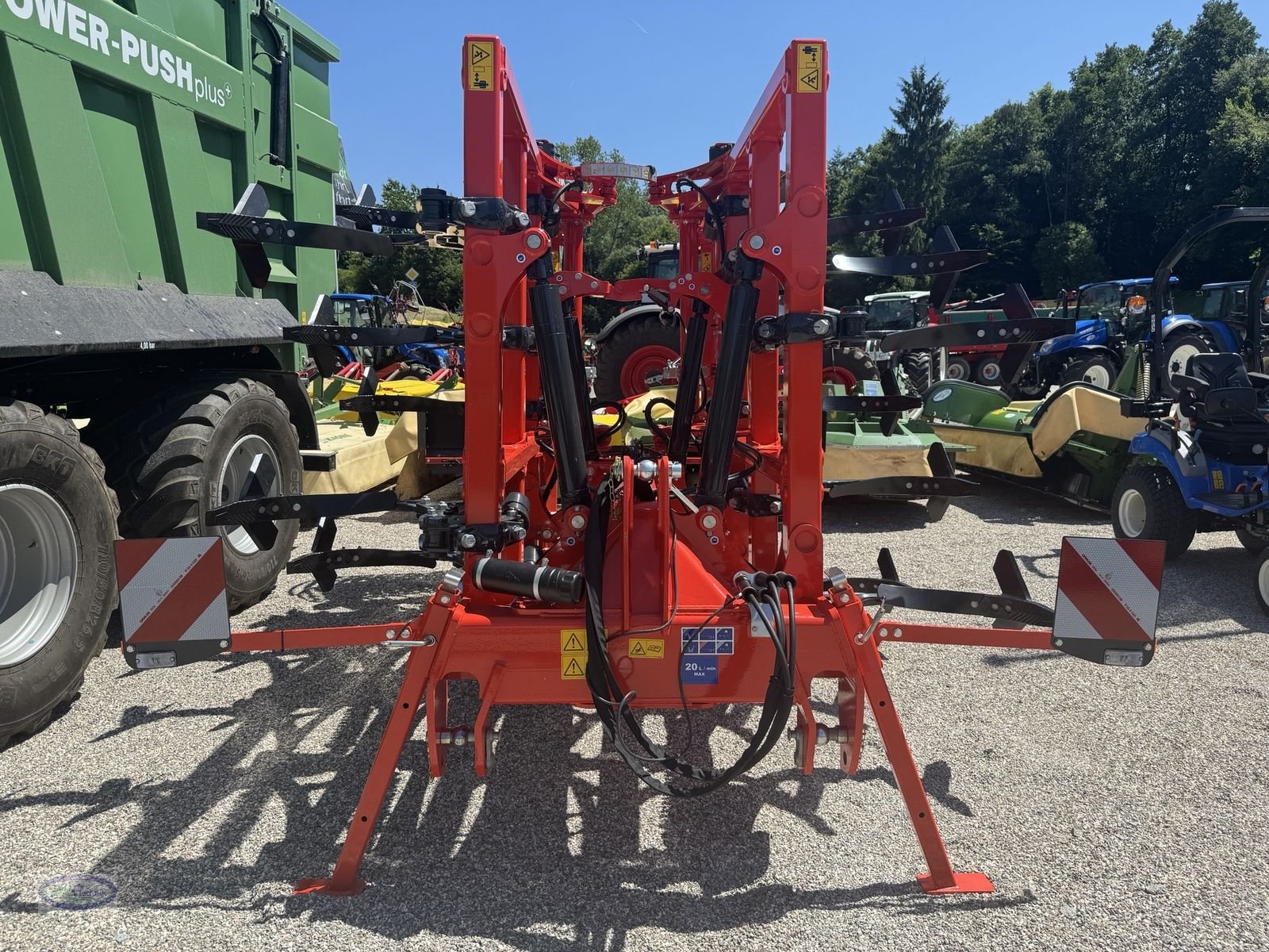 Grubber des Typs Kuhn CULTIMER 400, Neumaschine in Münzkirchen (Bild 19)