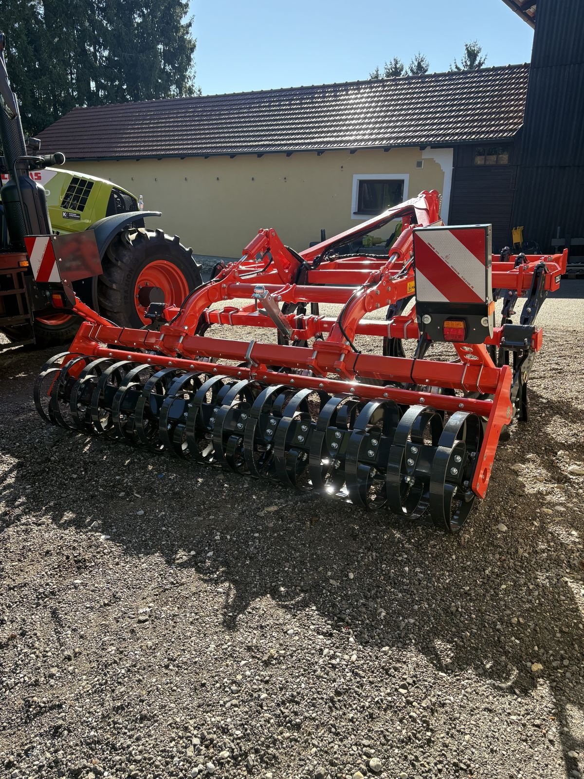 Grubber des Typs Kuhn Cultimer L 300 T, Neumaschine in Pischelsdorf am Engelbach (Bild 5)