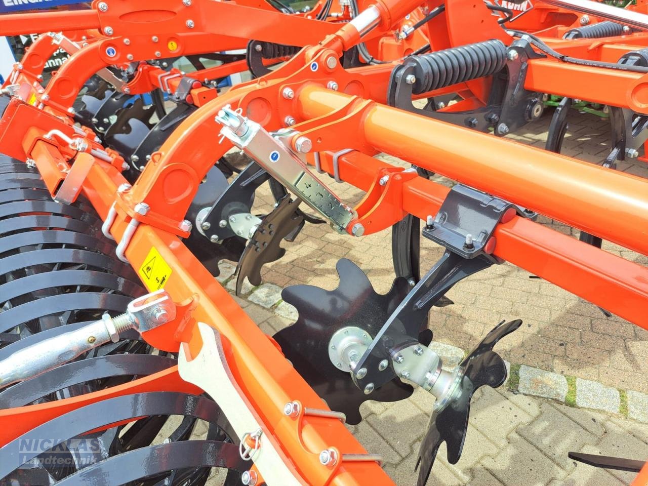 Grubber des Typs Kuhn Cultimer L 400R, Neumaschine in Schirradorf (Bild 9)
