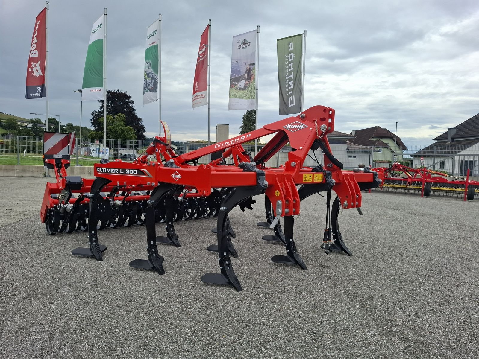 Grubber typu Kuhn Cultimer L300, Gebrauchtmaschine v Saxen (Obrázek 1)