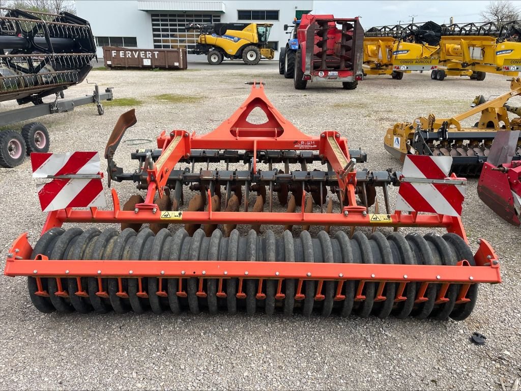 Grubber of the type Kuhn OPTIMER 303, Gebrauchtmaschine in Montauban (Picture 3)