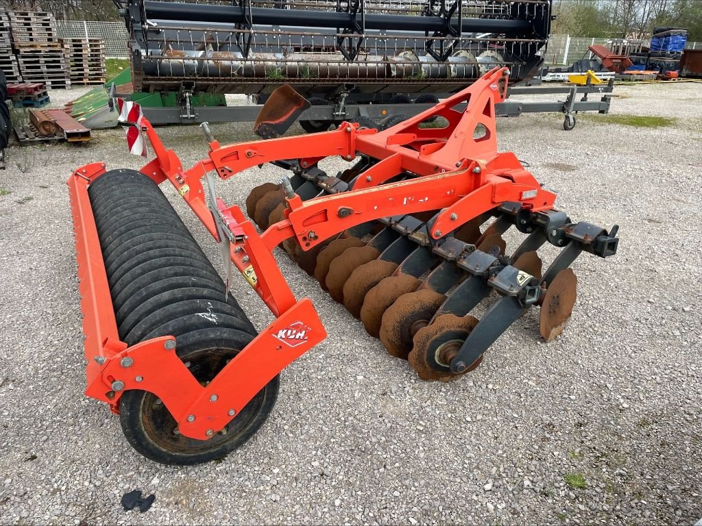 Grubber of the type Kuhn OPTIMER 303, Gebrauchtmaschine in Montauban (Picture 6)