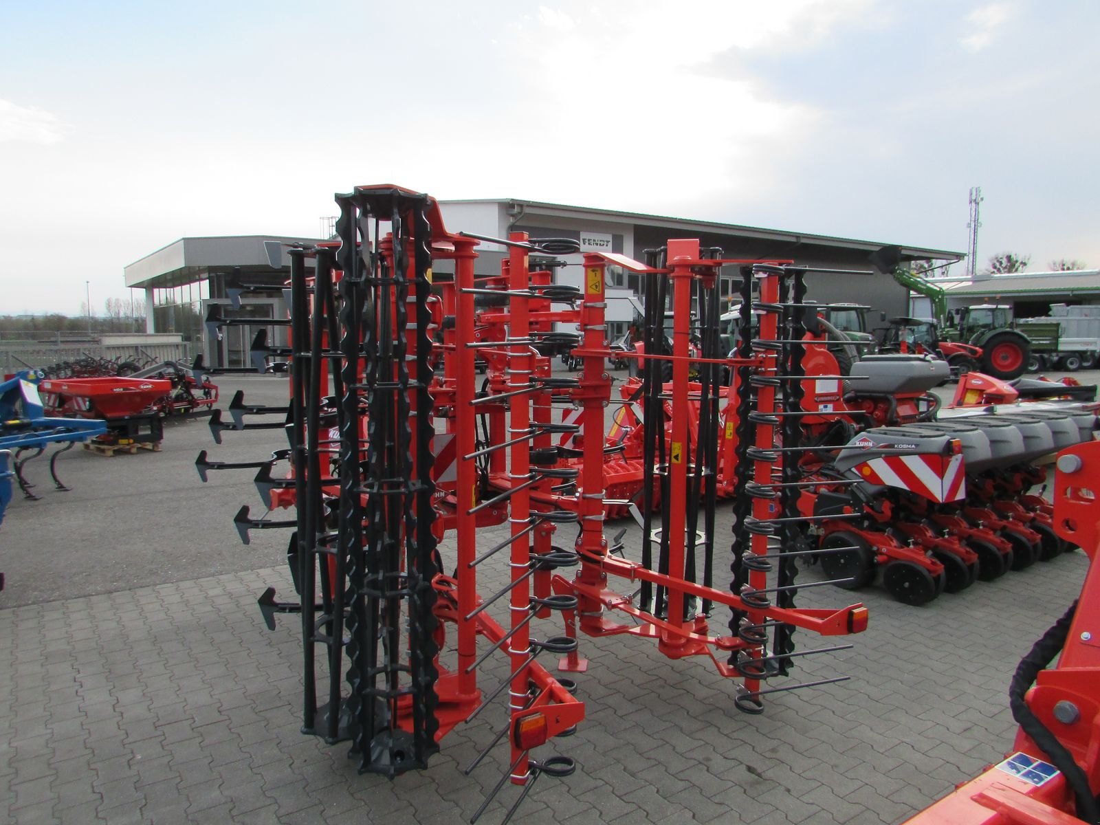 Grubber Türe ait Kuhn Prolander 400R, Neumaschine içinde Saxen (resim 5)