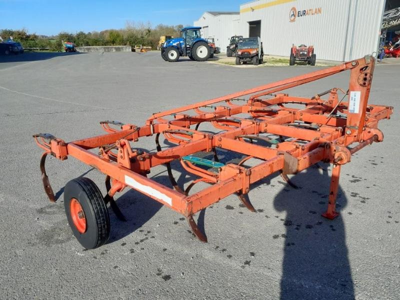 Grubber vrste Kverneland CHISEL, Gebrauchtmaschine v ANTIGNY (Slika 3)