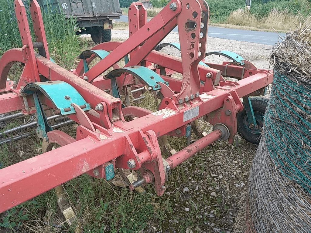 Grubber des Typs Kverneland Clc 11 87 a00, Gebrauchtmaschine in COGNAC LA FORET (Bild 2)