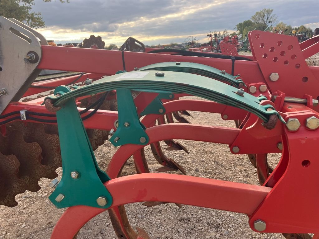 Grubber tip Kverneland CLC EVO, Gebrauchtmaschine in VIRECOURT (Poză 10)