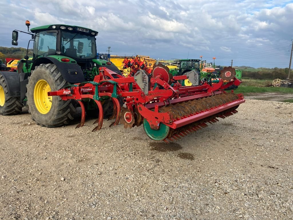 Grubber tip Kverneland CLC EVO, Gebrauchtmaschine in VIRECOURT (Poză 4)