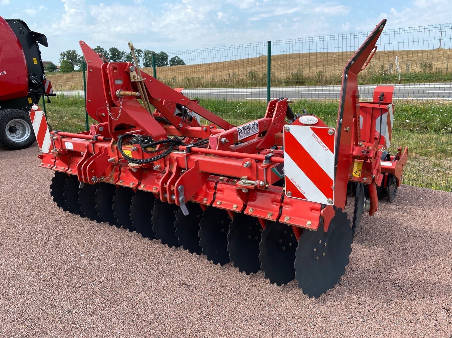 Grubber des Typs Kverneland Déchaumeur à disques QUALIDISC 3000 Kverneland, Gebrauchtmaschine in LA SOUTERRAINE (Bild 4)