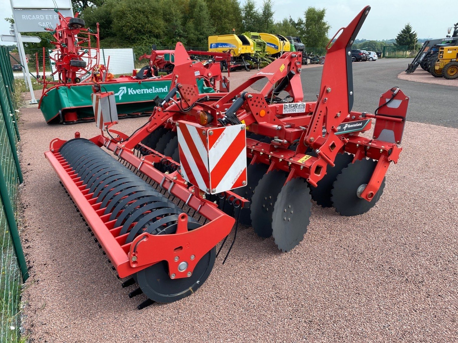 Grubber des Typs Kverneland Déchaumeur à disques QUALIDISC 3000 Kverneland, Gebrauchtmaschine in LA SOUTERRAINE (Bild 1)