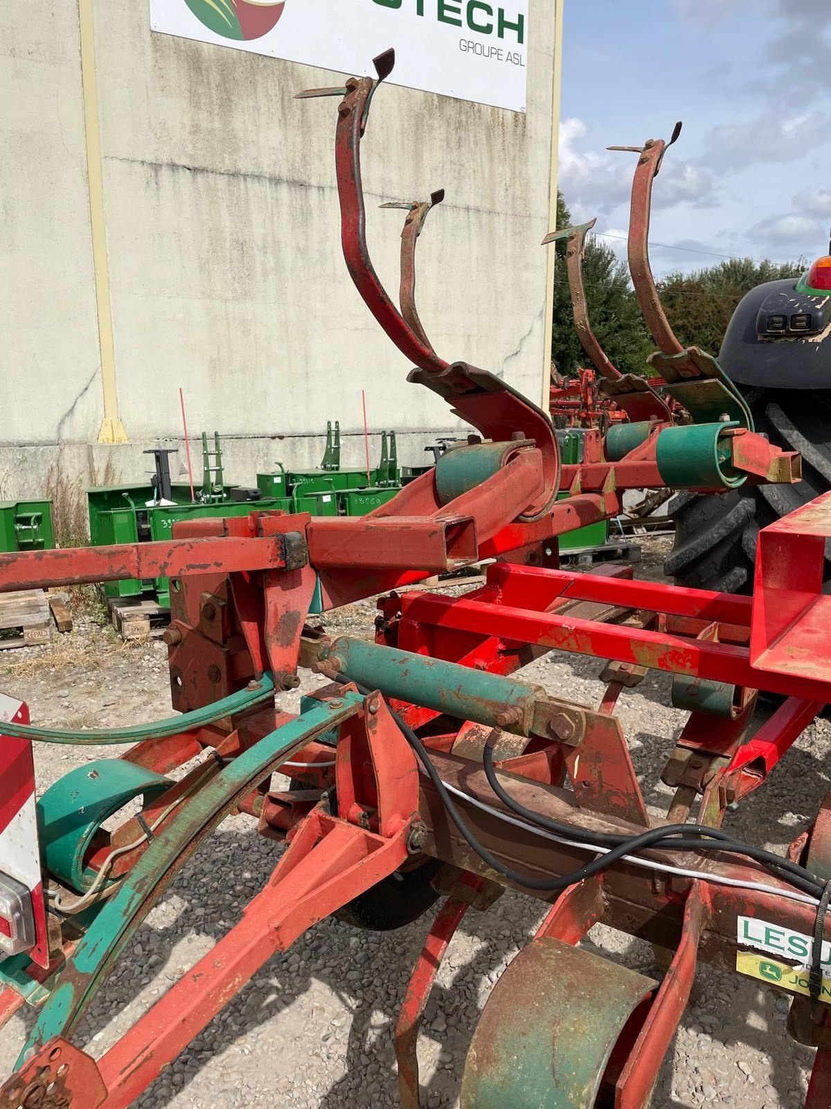 Grubber des Typs Kverneland DECHAUMEUR, Gebrauchtmaschine in BOSC LE HARD (Bild 5)