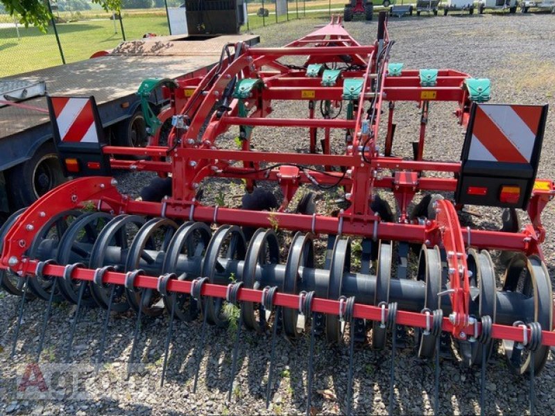 Grubber des Typs Kverneland Enduro 3000, Neumaschine in Thür (Bild 3)