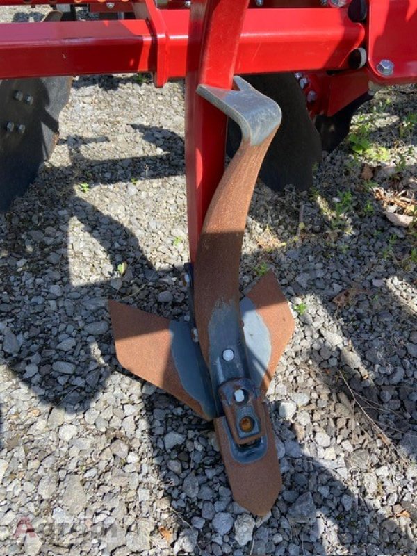 Grubber des Typs Kverneland Enduro 3000, Neumaschine in Thür (Bild 5)