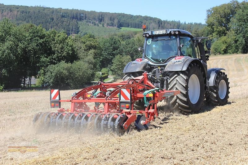 Grubber des Typs Kverneland Enduro 3000, Vorführmaschine in Böklund (Bild 10)