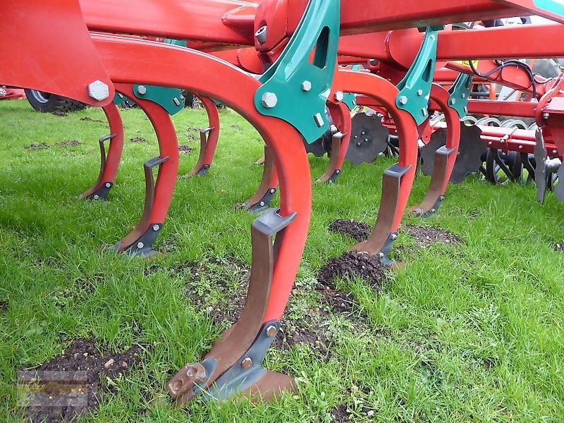 Grubber des Typs Kverneland Enduro 3000, Vorführmaschine in Böklund (Bild 5)